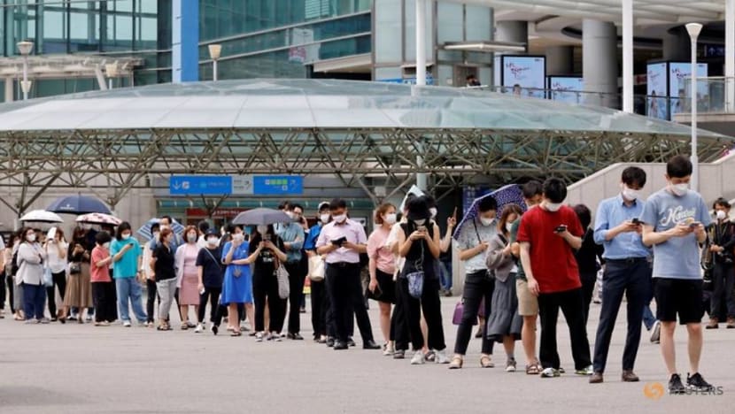 South Korea reports third consecutive record high new COVID-19 cases: KDCA South Korea reports third consecutive record high new COVID-19 cases: KDCA