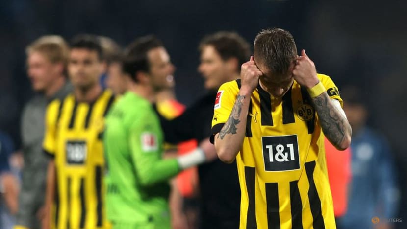 Leaders Dortmund stumble in title race with 1-1 draw at Bochum