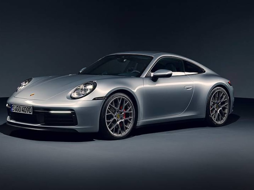 How to tell the new Porsche 911 apart from its predecessors How to tell the new Porsche 911 apart from its predecessors