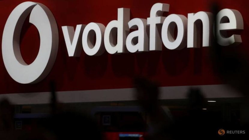 Vodafone, Amazon partner to launch 'edge computing' in UK Vodafone, Amazon partner to launch 'edge computing' in UK
