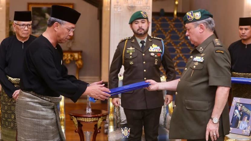 BN's Hasni Mohammad sworn in as Johor's Chief Minister BN's Hasni Mohammad sworn in as Johor's Chief Minister