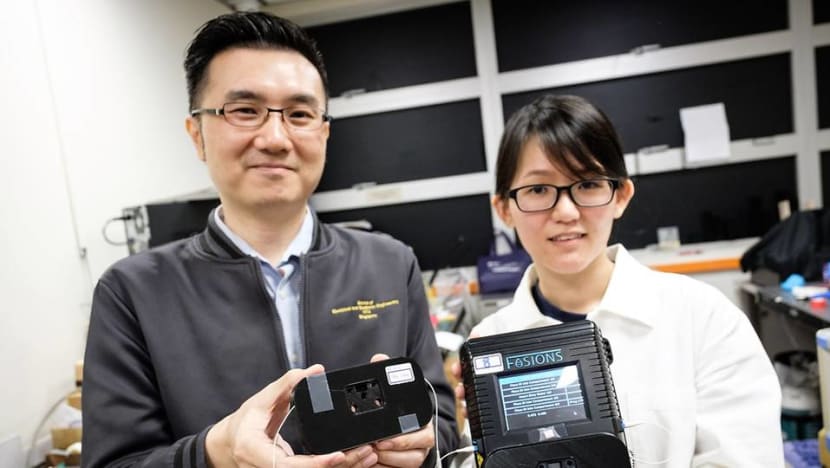 NTU scientists invent portable device for quicker monitoring of heavy metals in drinking water NTU scientists invent portable device for quicker monitoring of heavy metals in drinking water