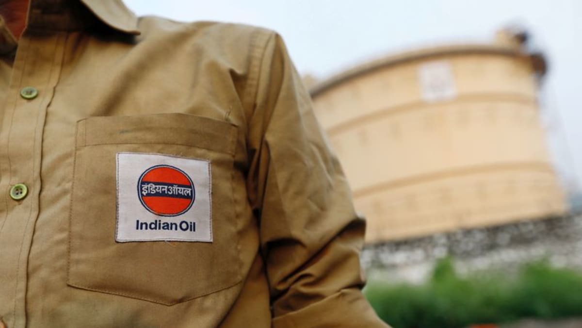 Sri Lanka menandatangani kesepakatan untuk menyewakan tangki minyak ke Minyak India di tengah krisis keuangan