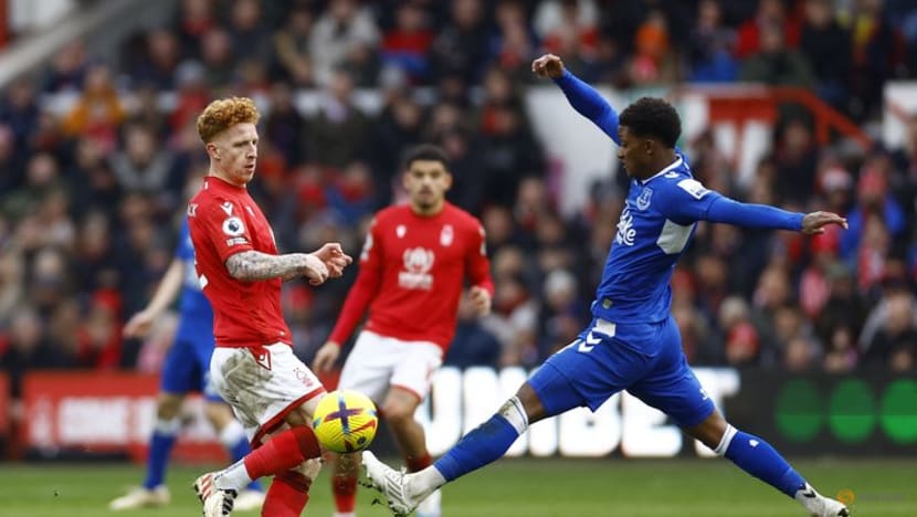 Johnson double earns Forest 2-2 draw with struggling Everton Johnson double earns Forest 2-2 draw with struggling Everton