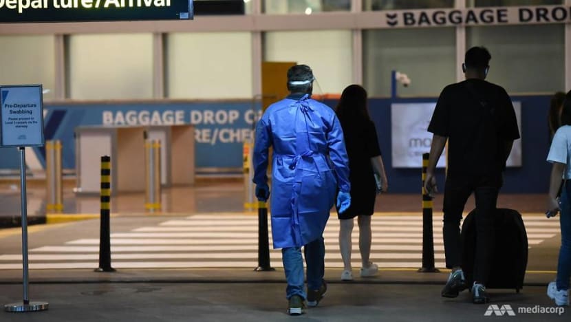 Royal Caribbean cruise passengers disembark from ship where man tested positive for COVID-19 Royal Caribbean cruise passengers disembark from ship where man tested positive for COVID-19