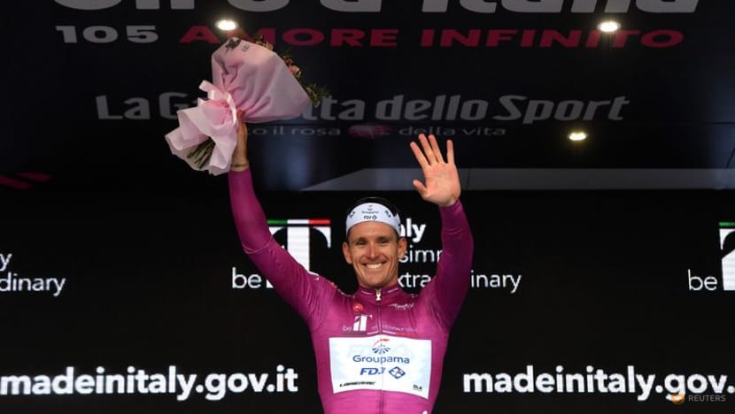 Demare makes it back-to-back Giro stage victories in sensational finish Demare makes it back-to-back Giro stage victories in sensational finish