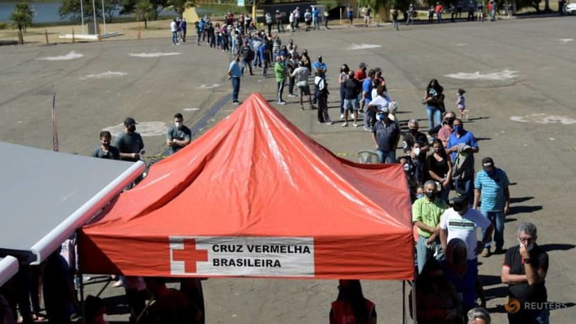 Brazil reports 389 new COVID-19 deaths, lowest Monday toll since December Brazil reports 389 new COVID-19 deaths, lowest Monday toll since December