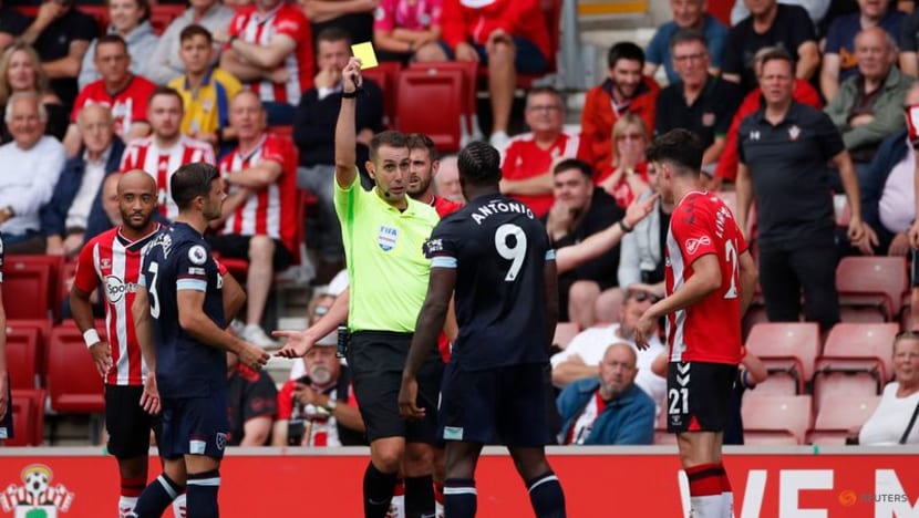 Football:
Antonio sees red in West Ham's scoreless draw at Southampton Football:
Antonio sees red in West Ham's scoreless draw at Southampton