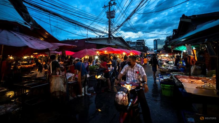 Thai business group keeps 2022 growth outlook at 2.75 to 3.5% Thai business group keeps 2022 growth outlook at 2.75 to 3.5%