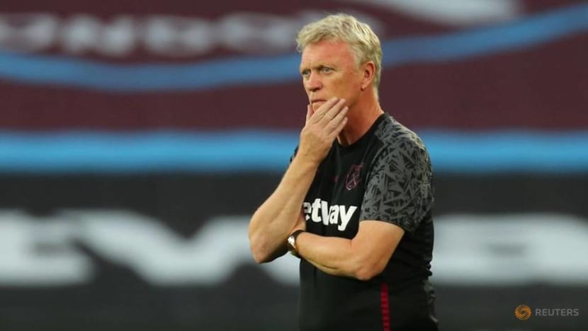 Football: Bielsa naming Leeds lineup early may be ruse, says West Ham's Moyes Football: Bielsa naming Leeds lineup early may be ruse, says West Ham's Moyes