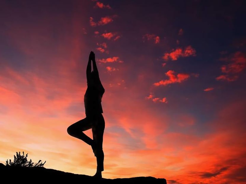 Yoga vs Pilates: Which is right for you? Yoga vs Pilates: Which is right for you?