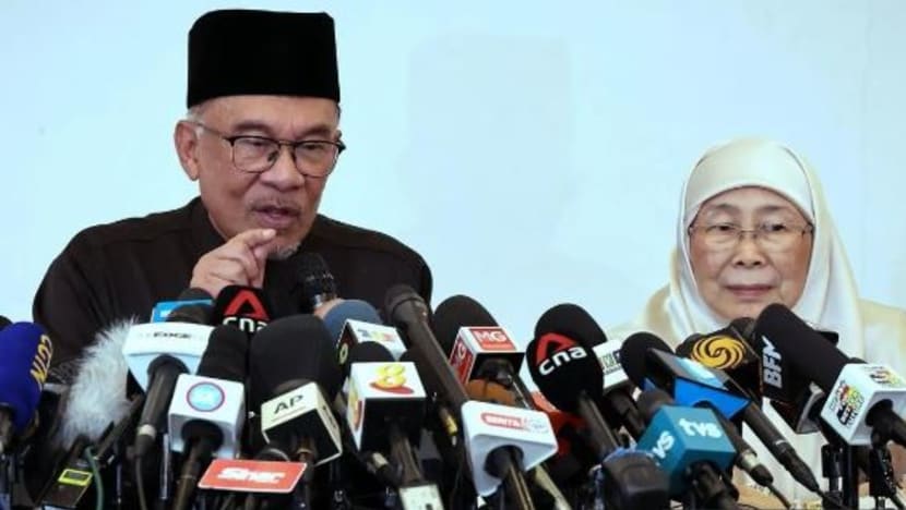 Usaha menyatukan parti politik antara cabaran PM Anwar Usaha menyatukan parti politik antara cabaran PM Anwar