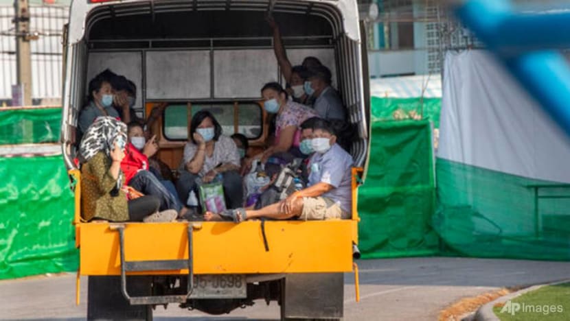 Thailand reports 527 new COVID-19 cases, limits travel Thailand reports 527 new COVID-19 cases, limits travel
