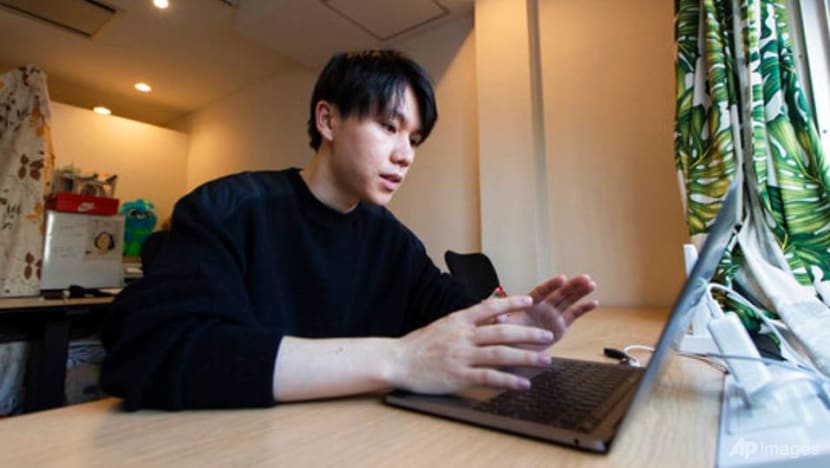 Japan youngster starts volunteer online message counselling 