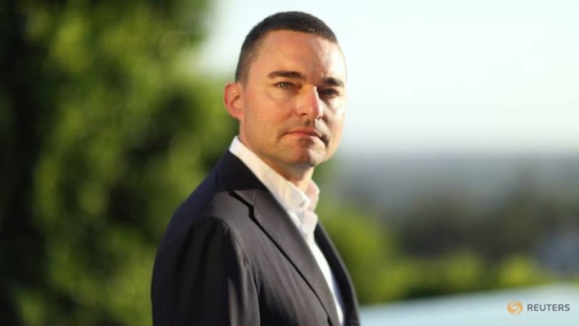 From goal posts to fishnets, German investor Windhorst hurries to clear billion-plus debt From goal posts to fishnets, German investor Windhorst hurries to clear billion-plus debt