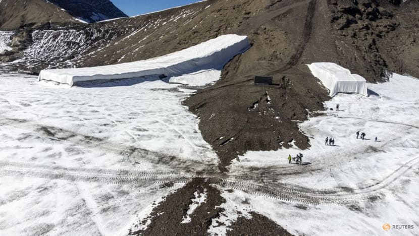 Rocky path revealed between Swiss glaciers in extreme melt season Rocky path revealed between Swiss glaciers in extreme melt season