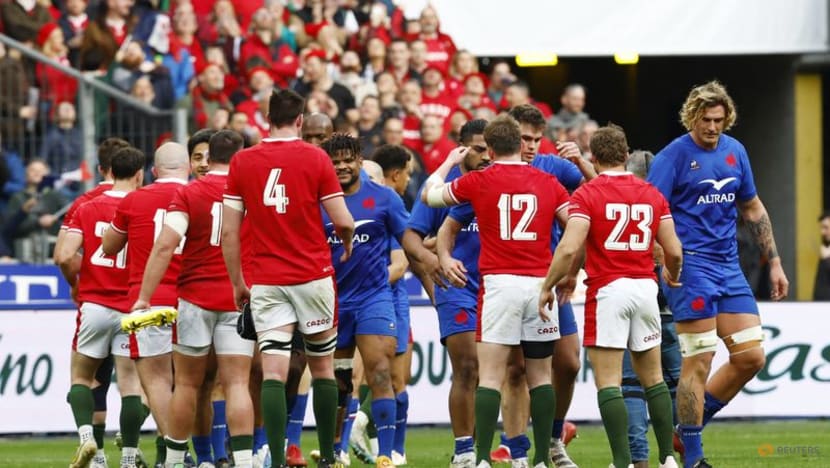 France see off Wales to keep slim Six Nations title hopes alive France see off Wales to keep slim Six Nations title hopes alive