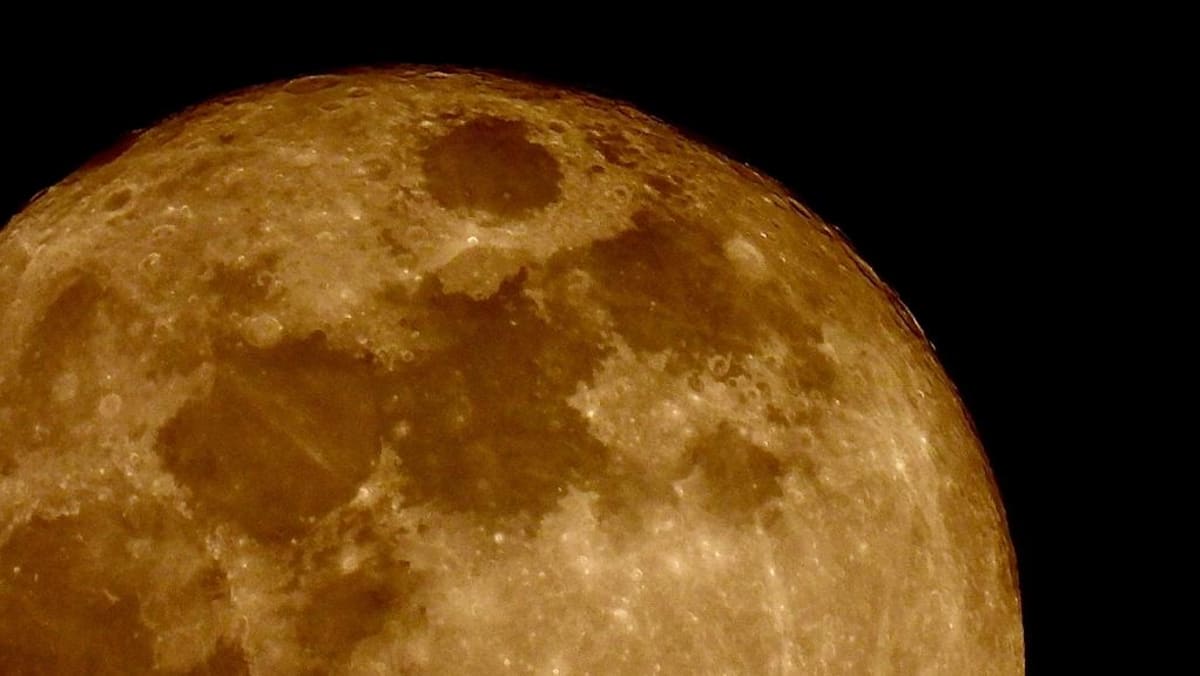 Supermoon 2025 Singapore Visa
