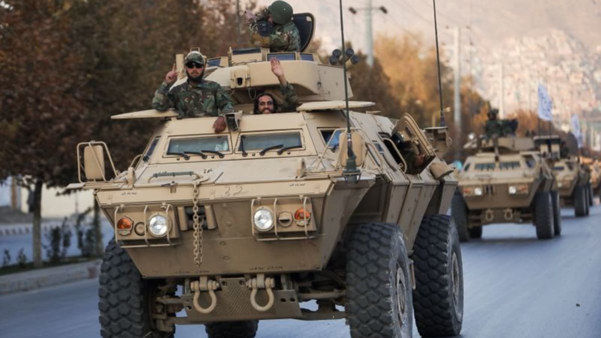 Taliban mengadakan parade militer dengan senjata buatan AS di Kabul untuk menunjukkan kekuatan