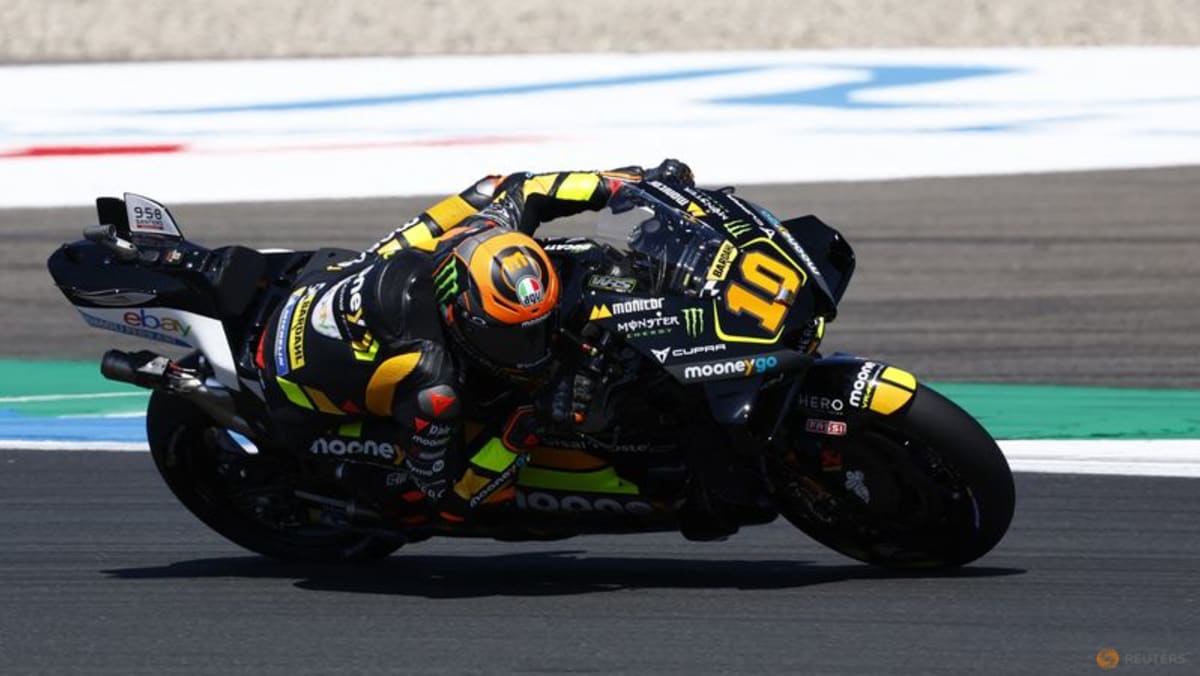 Marini sets lap record to grab pole position at Indonesia GP