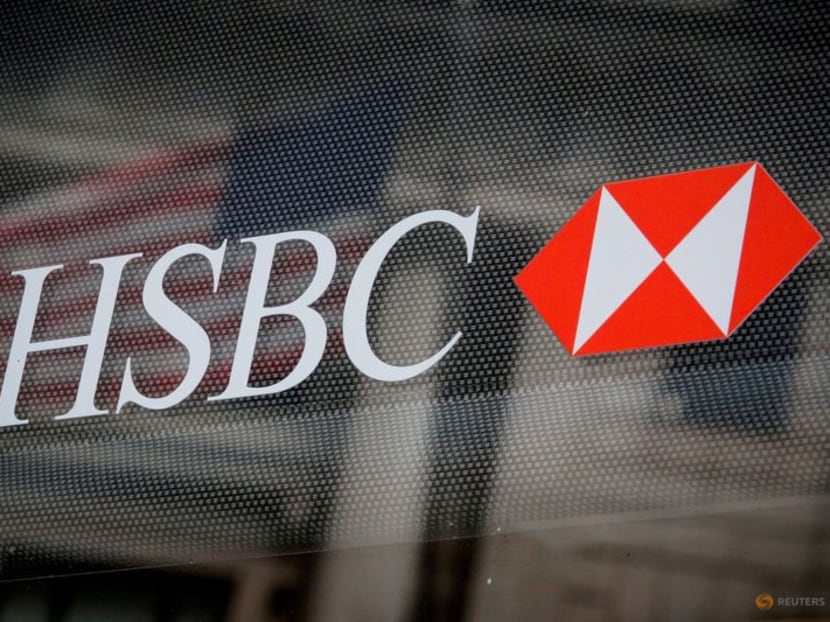 FILE PHOTO: HSBC's logo is seen on a branch bank in the financial district in New York, U.S., August 7, 2019. REUTERS/Brendan McDermid