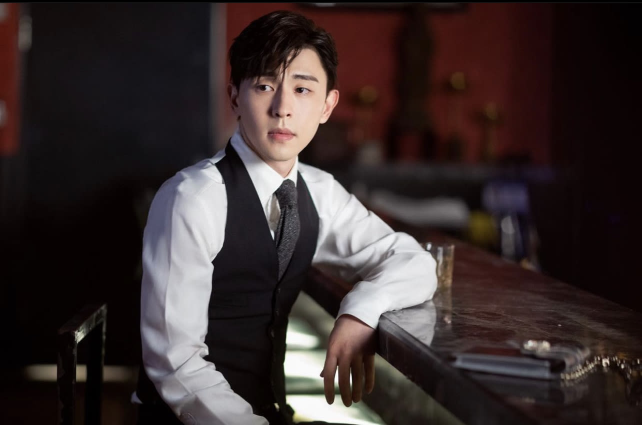Deng Lun, Who Was Just Caught For Tax Evasion, Once Said That Actors “Should Behave With Integrity” & That He “Can’t Ruin” Himself Deng Lun, Who Was Just Caught For Tax Evasion, Once Said That Actors “Should Behave With Integrity” & That He “Can’t Ruin” Himself