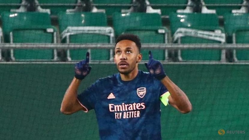 Arteta says Aubameyang must handle expectations at Arsenal Arteta says Aubameyang must handle expectations at Arsenal