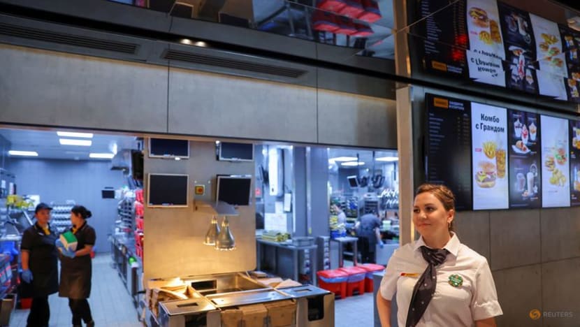 'Vkusno & tochka': McDonald's restaurants reopen in Russia under new name