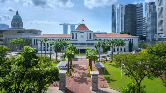 国会三读通过退休与重新雇佣和公积金修正案
