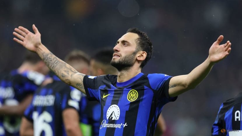 Inter edge Salzburg in Champions League to top group