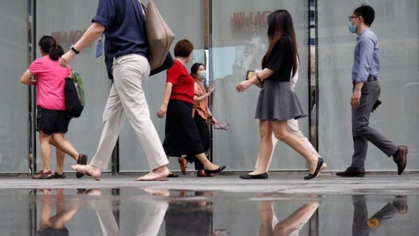 Commentary: Low interest rates could tempt more to borrow beyond their means Commentary: Low interest rates could tempt more to borrow beyond their means