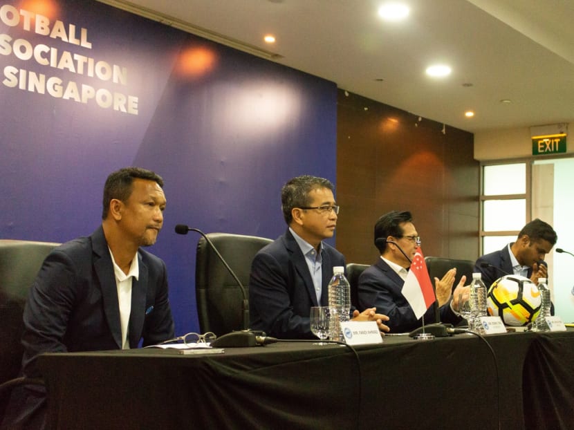 Fandi (far left) being unveiled by FAS on May 15 as the national coach until the end of this year.