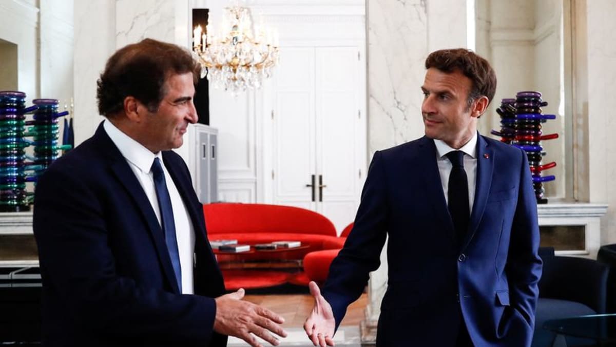 Oposisi Prancis memberi tahu Macron yang ‘sombong’: Kompromi untuk mendapatkan dukungan