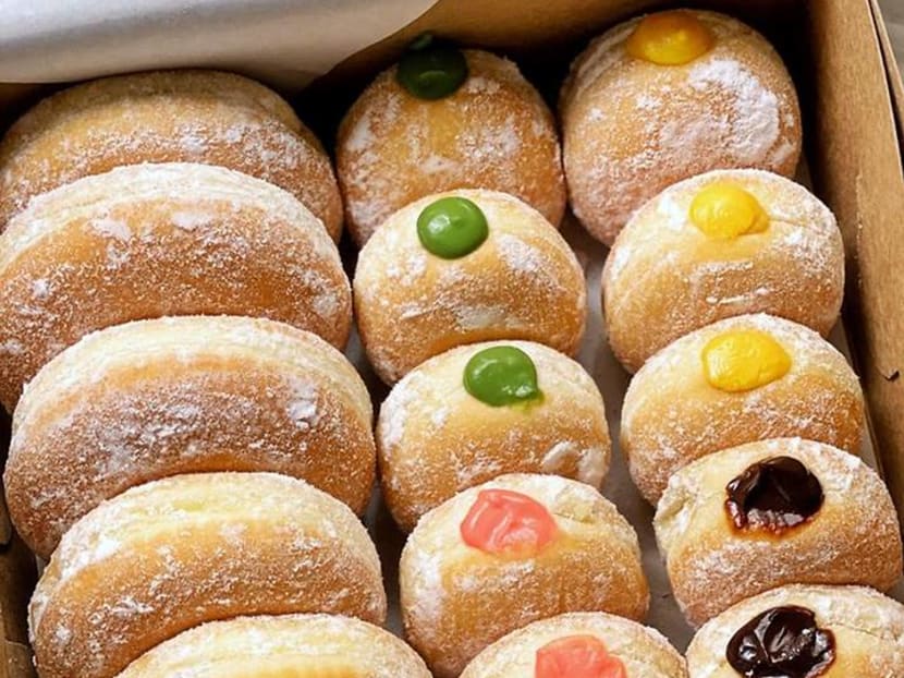 ExHotel Manager Now Selling Halal Durian Pengat 'Hotel Pillow