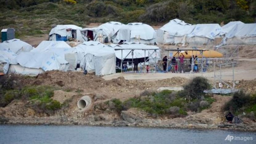 Greek police prepare criminal case on migrant smuggling