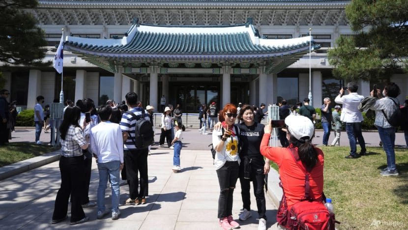 South Korea's Blue House opens to public for first time in 74 years South Korea's Blue House opens to public for first time in 74 years