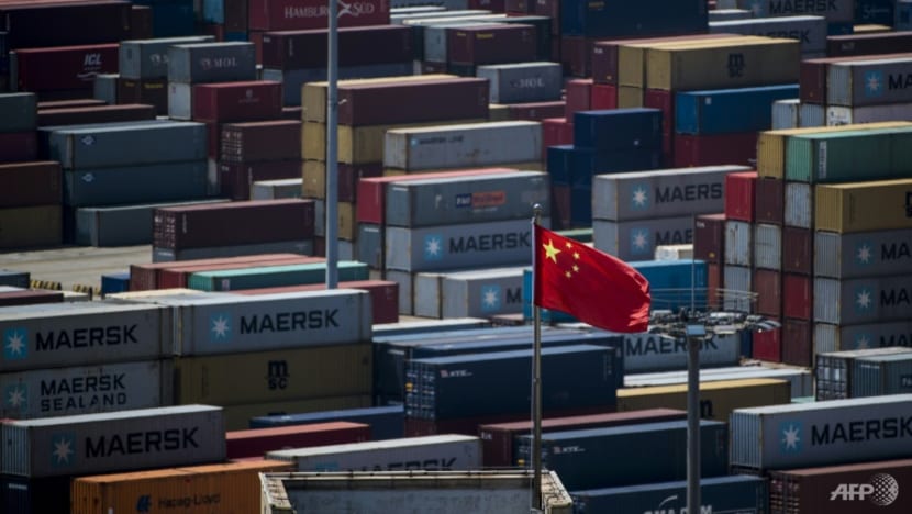 Commentary: China struggles to contain impact of Omicron and stabilise economy Commentary: China struggles to contain impact of Omicron and stabilise economy