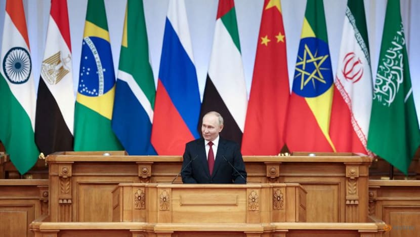 Shadow of Ukraine war hangs over Putin's BRICS summit in Russia Shadow of Ukraine war hangs over Putin's BRICS summit in Russia