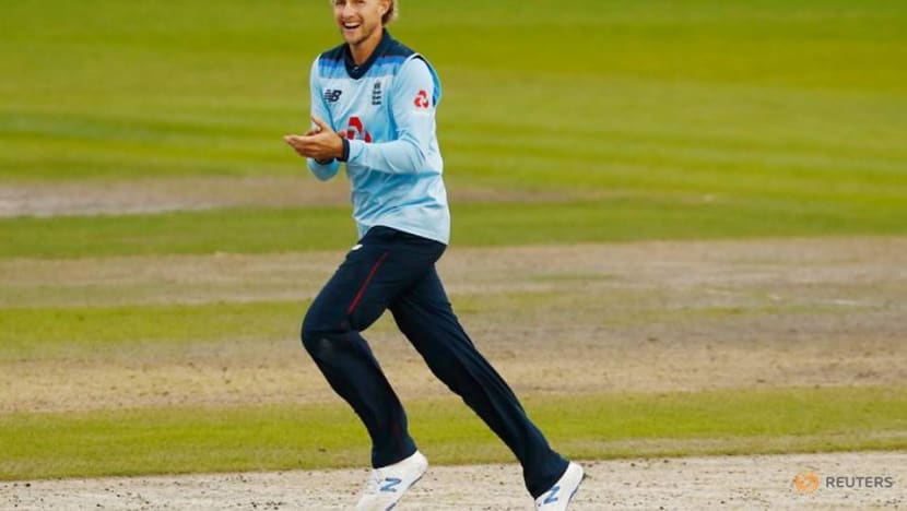 Root urges patience from England bowlers in search of win Root urges patience from England bowlers in search of win