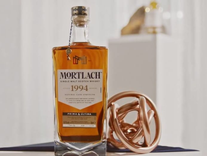 Maison Linea Create J&B Rare Whisky, Giftpack 2020 for Diageo France -  World Brand Design Society