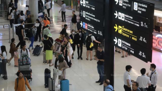 涉于泰国机场偷旅客钱 三蒙古男子被捕 