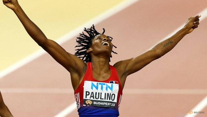 Dominican Republic's Paulino claims 400m gold