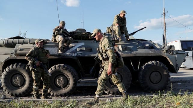 G7 to send billions to Ukraine; Biden backs NATO expansion