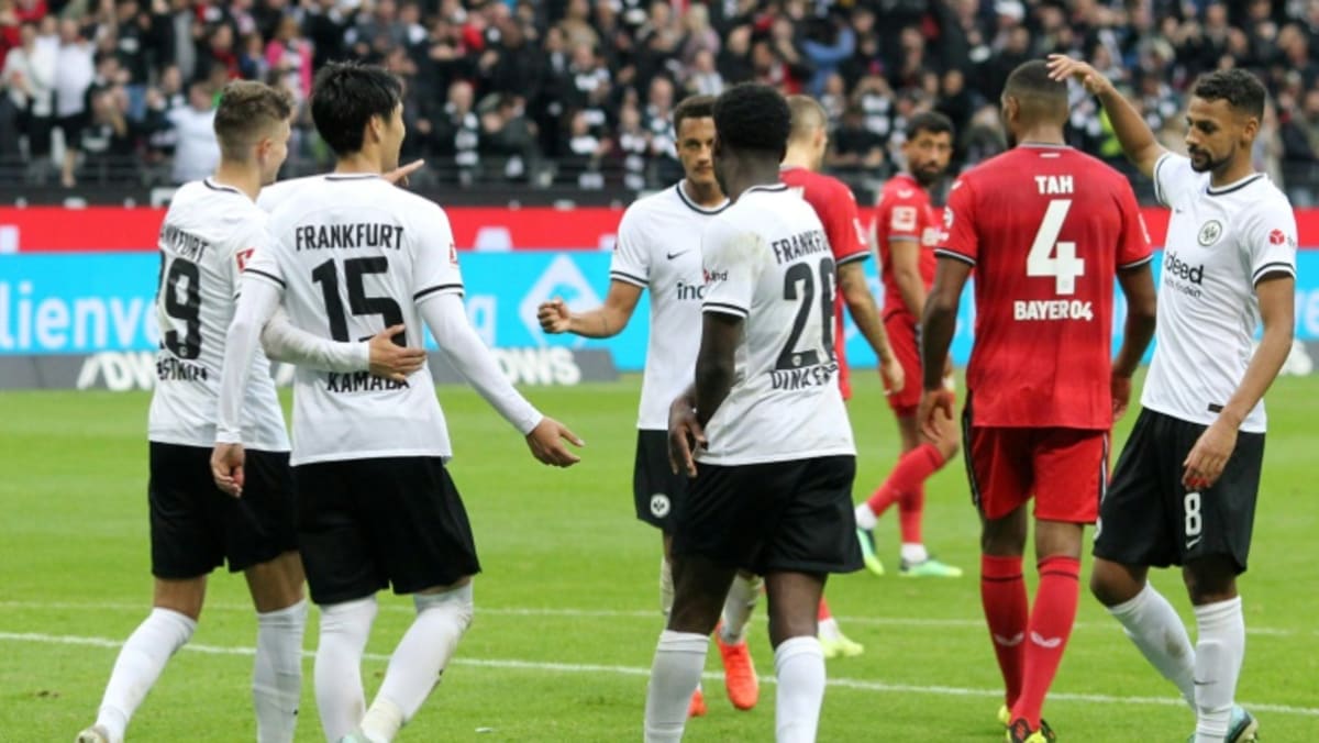 Frankfurt memberi Leverkusen kekalahan liga pertama mereka kepada Leverkusen