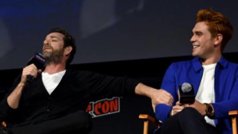 KJ Apa remembers screen dad Luke Perry: 'He would call my parents every week' KJ Apa remembers screen dad Luke Perry: 'He would call my parents every week'
