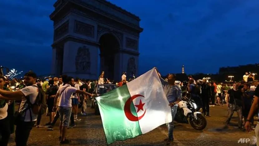 2 kedai dekat Champs-Elysees dijarah setelah Algeria menang