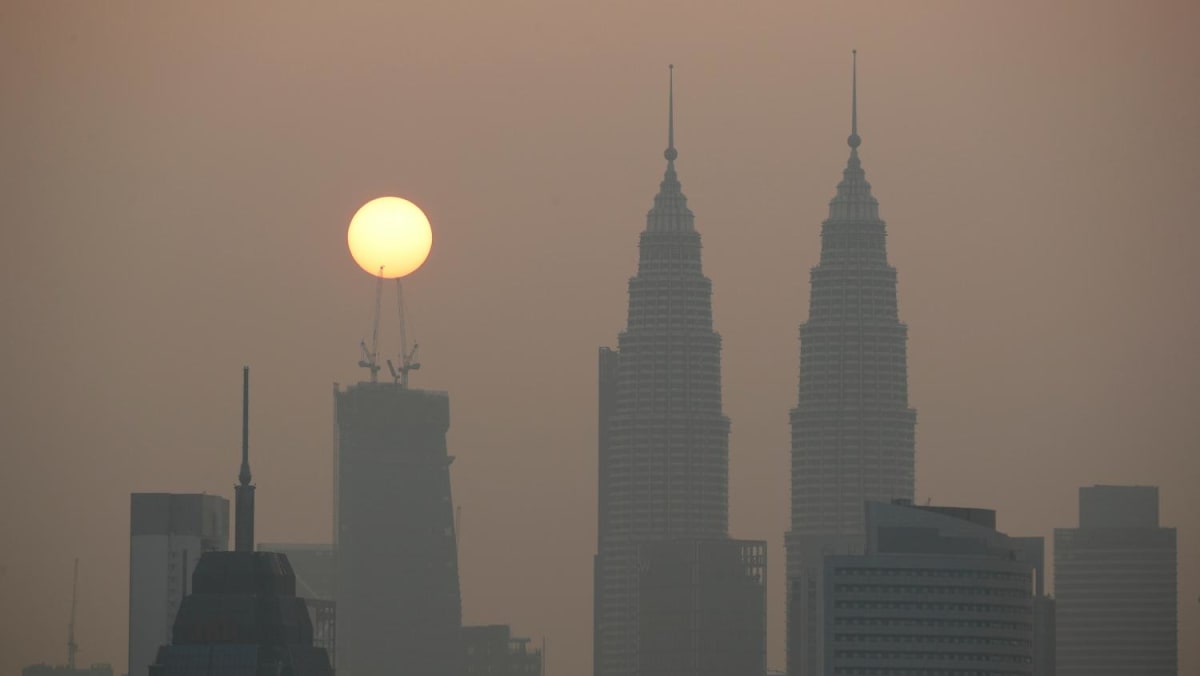 Malaysia drops plans for proposed transborder haze pollution Bill