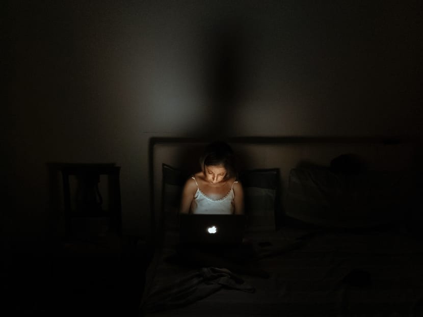 An expert believes that if workers are allowed to choose how many days they work from home, some groups, such as women with young children, will almost certainly end up doing more work at home than others. An expert believes that if workers are allowed to choose how many days they work from home, some groups, such as women with young children, will almost certainly end up doing more work at home than others.
