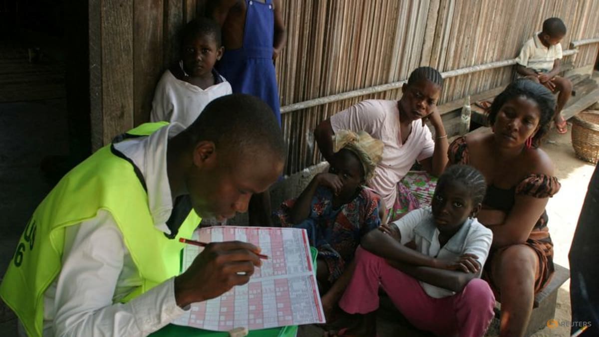 Nigeria delays census to May, its first in 17 years TODAY