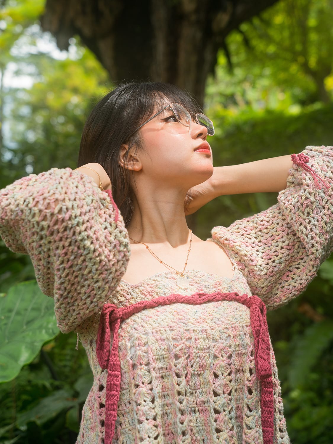 Clothes made by crochet: What slow fashion and slow living are